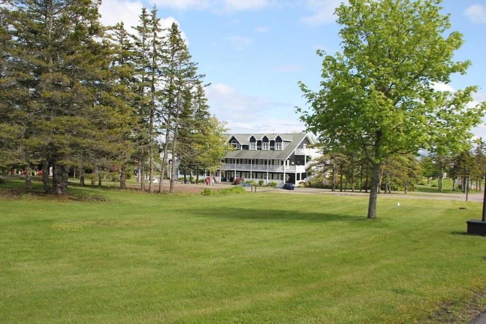 فندق إنفيراري ريزورت Baddeck Inlet المظهر الخارجي الصورة