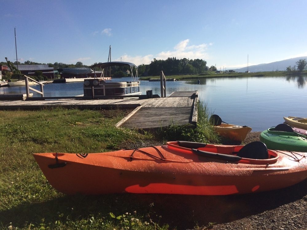 فندق إنفيراري ريزورت Baddeck Inlet المظهر الخارجي الصورة